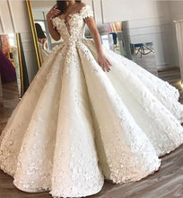 Load image into Gallery viewer, princess wedding dresses boho lace applique floral luxury short sleeve wedding gown vestido de novia