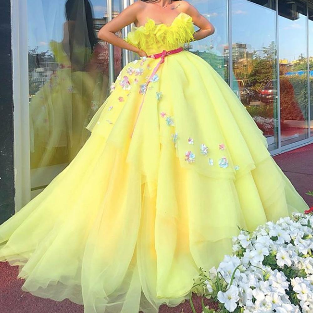 yellow ball gown prom dresses 2020 sweetheart neck feather 3d flowers elegant puffy prom gown