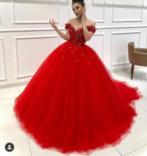 Load image into Gallery viewer, red prom dresses ball gown v neck off the shoulder lace applique elegant prom gowns vestido de graduacion