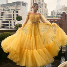 Load image into Gallery viewer, yellow prom dresses 2020 lace applique beaded tulle elegant cheap prom gown 2021 robe de soiree