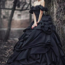 Load image into Gallery viewer, black quinceanera dresses 1950s vintage ruffled princess dancing prom dresses ball gown vestido de noiva