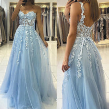 Load image into Gallery viewer, sweetheart neck blue prom dresses lace applique elegant simple tulle cheap prom gown