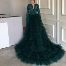 Load image into Gallery viewer, hunter green beaded prom dresses ball gown tiered v neck vintage lace applique elegant prom gown