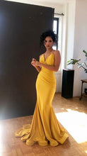 Load image into Gallery viewer, yellow evening dresses long mermaid spaghetti straps v neck pleated modest sexy formal dresses 2021