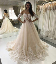 Load image into Gallery viewer, champagne wedding dresses for bride lace appliqué elegant long sleeve boho wedding gown vestido de novia