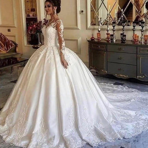 gothic wedding dresses ball gown off white lace applique 2021 luxury princess wedding gown
