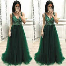 Load image into Gallery viewer, green prom dresses long v neck beaded tulle elegant sleeveless prom gown vestido de Longo 2020