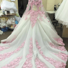Load image into Gallery viewer, luxury ball gown wedding dresses lace appliqué pink 3d flowers princess boho wedding gown robe de mairee