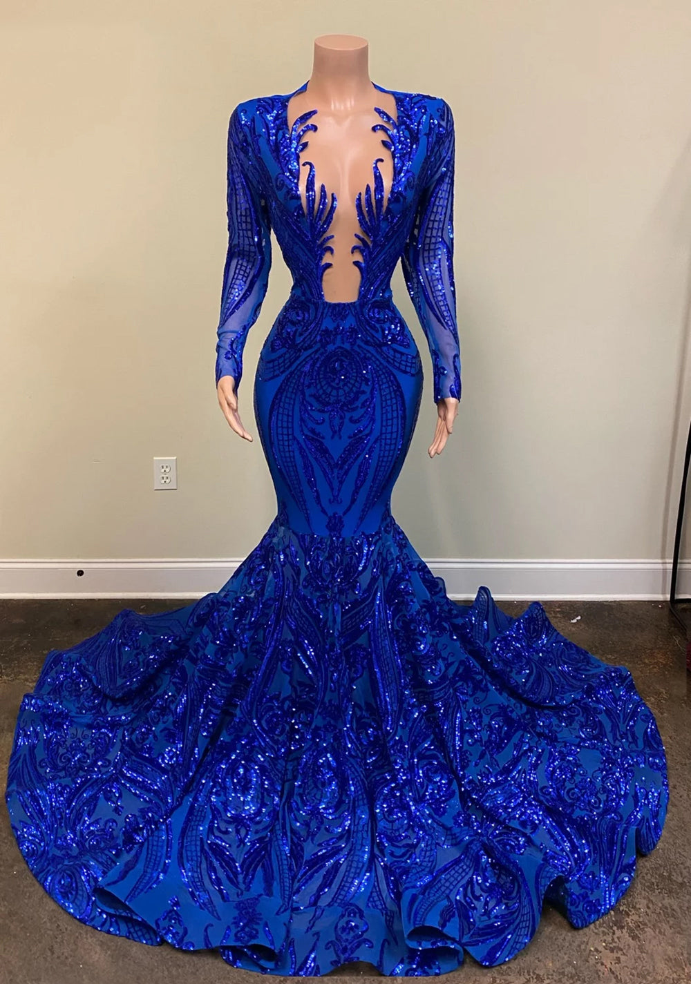 sparkly evening dresses long sleeve v neck sequin applique royal blue mermaid evening gown vestidos de fiesta