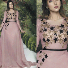 Load image into Gallery viewer, beaded prom dresses long sleeve dusty pink elegant arabic prom gown casemento robe de soiree 2020