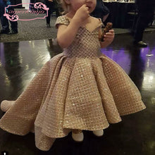 Load image into Gallery viewer, cheap flower girl dresses for weddings 2020 sparkle champagne kids pageant little girl dresses