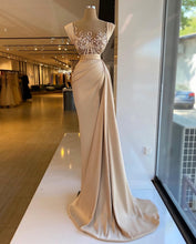 Load image into Gallery viewer, lace applique mermaid evening dresses long cap sleeve modest elegant champagne formal dress vestidos de fiesta