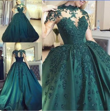 Load image into Gallery viewer, emerald green prom dresses ball gown vestido de graduacion lace applique beaded vintage prom gown