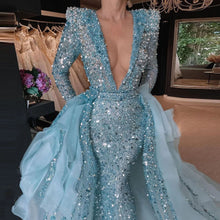 Load image into Gallery viewer, luxury prom dresses 2022 sparkly sequined beaded blue prom gown with detachable train 2023 robe de soiree
